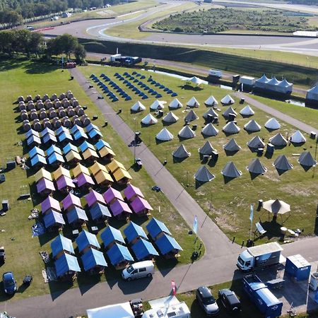 100 Jaar Tt Circuit Assen 2025 Glamping Incl Stroom Bagian luar foto