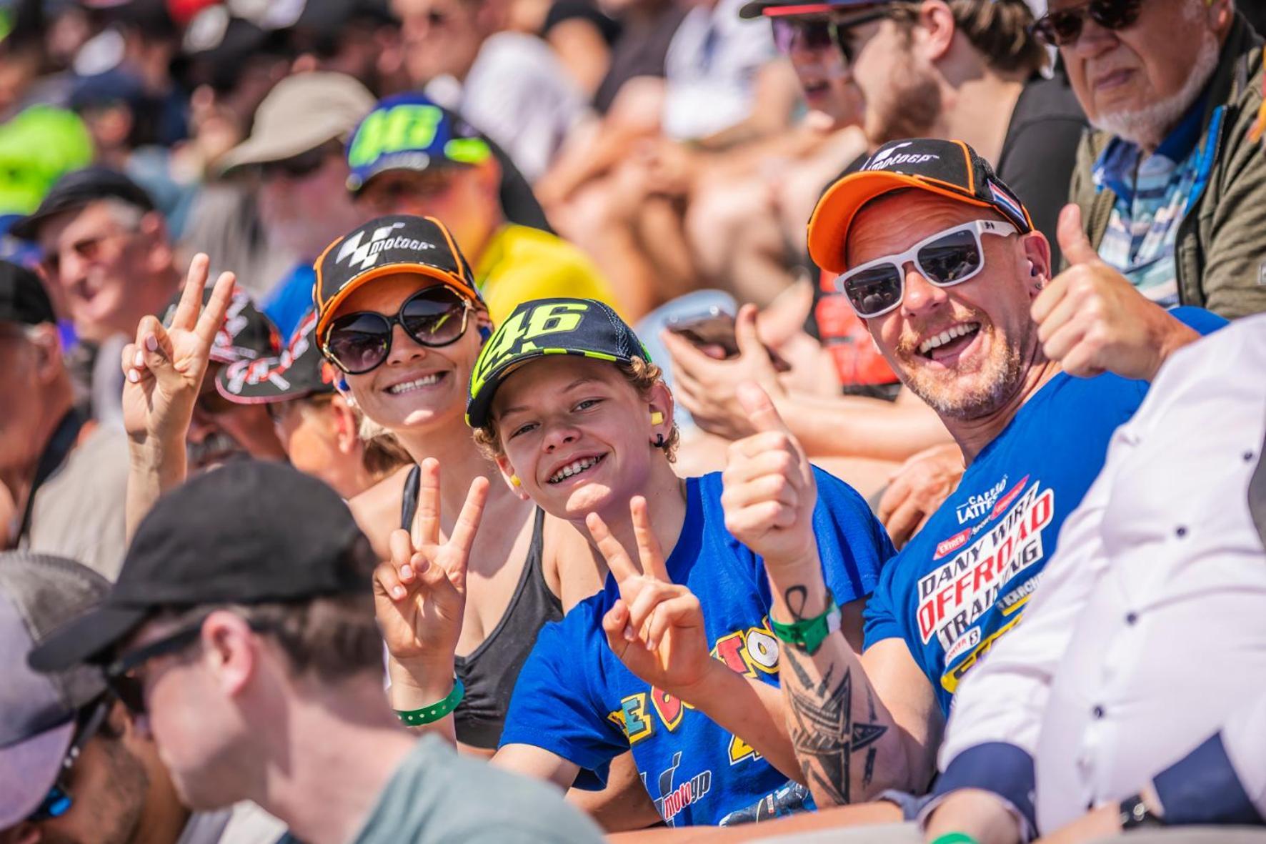 100 Jaar Tt Circuit Assen 2025 Glamping Incl Stroom Bagian luar foto